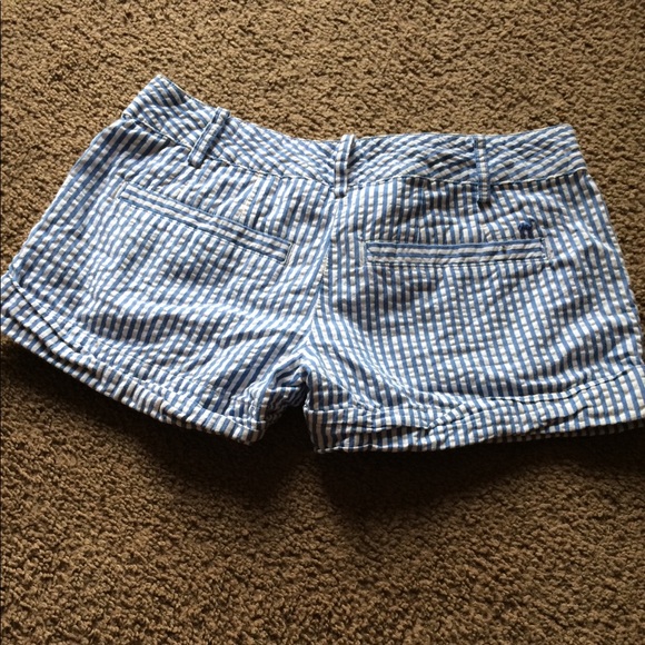 Red camel size 1 shorts juniors - Picture 2 of 2
